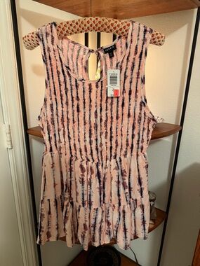 NWT Torrid Pink and Navy Smocked Tiered Tank top